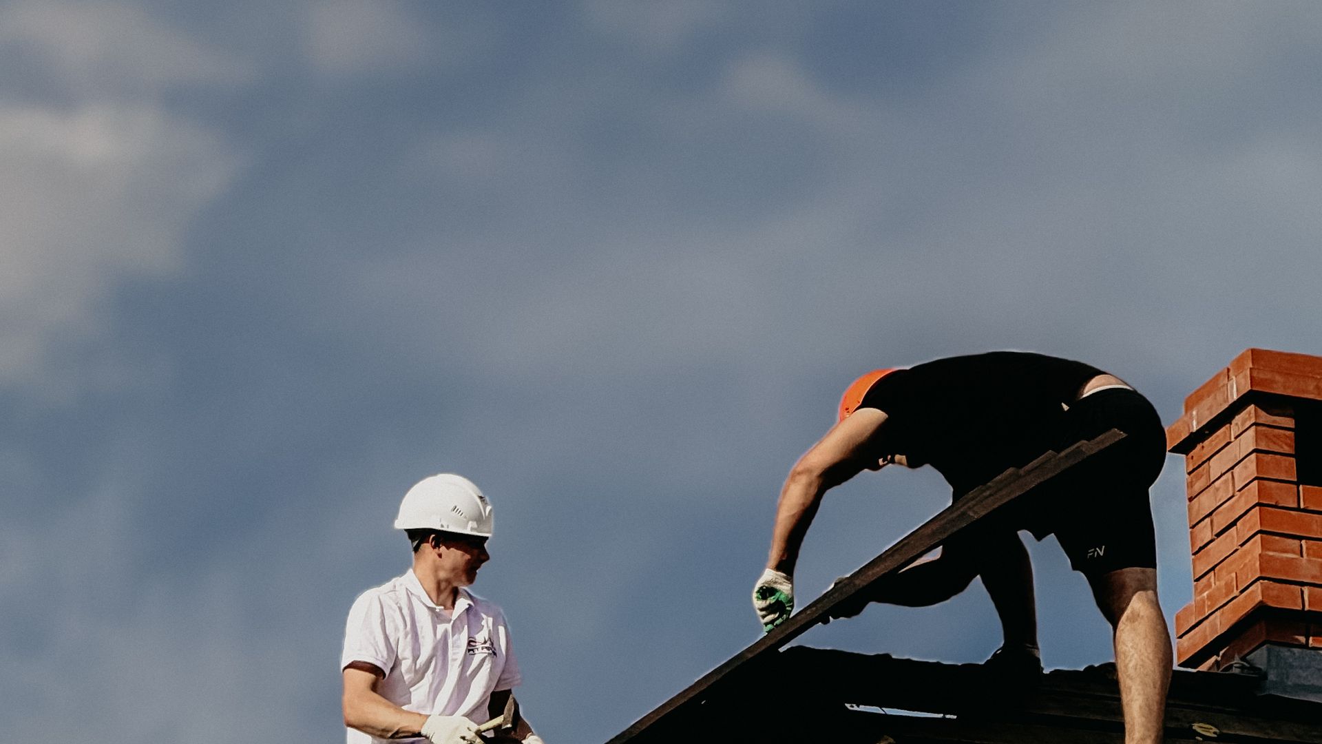 Peak and Valley Roofing - Northeast Ohio